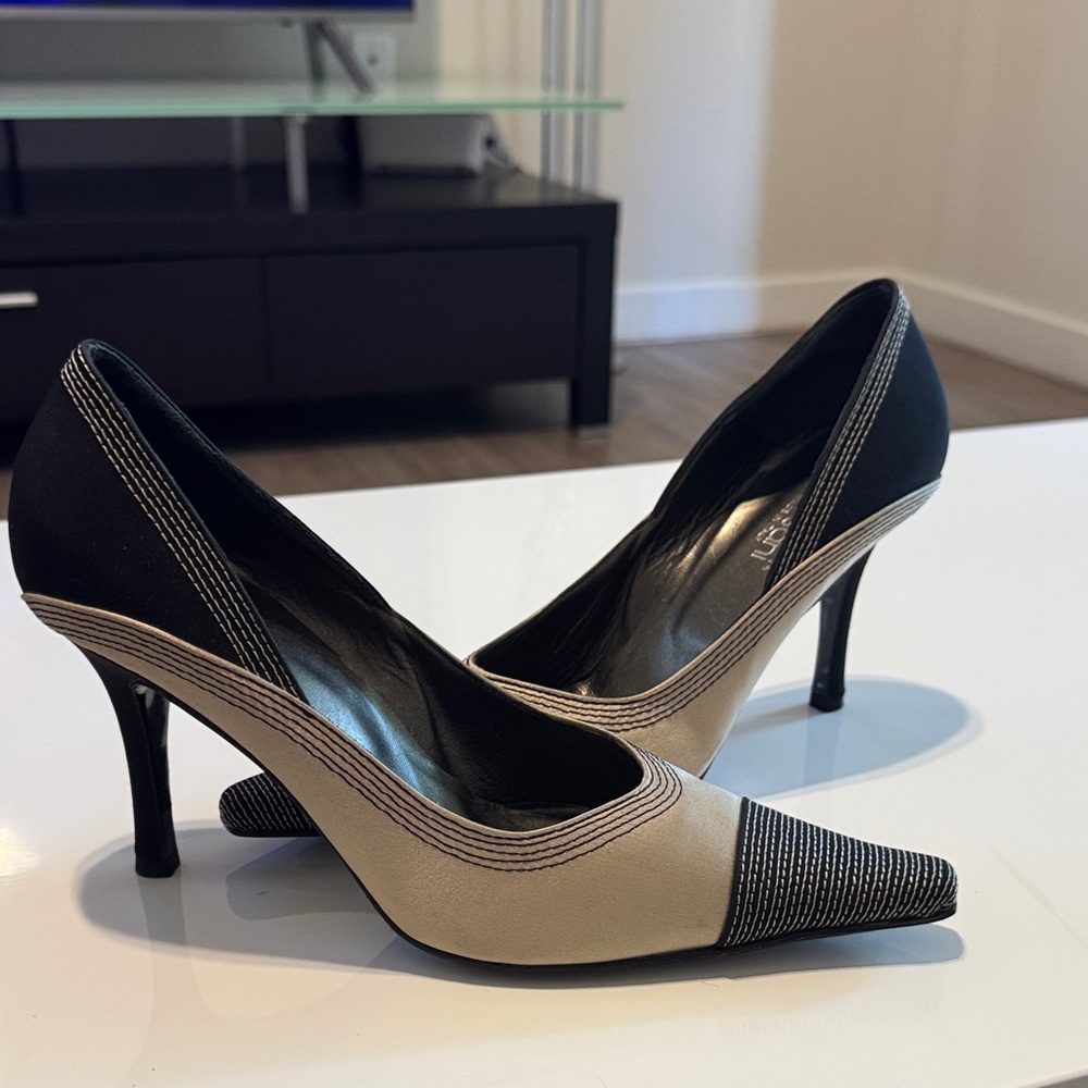 Versani Two-Tone Black and Beige Pointed Toe Heels